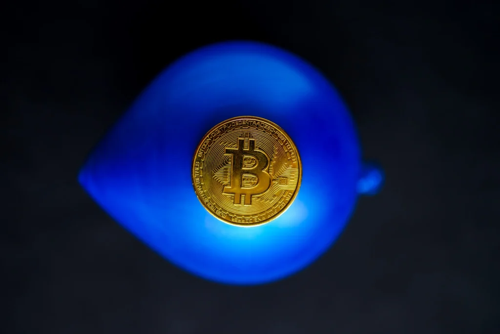 Många som vill vara mer aktiva i sina investeringar väljer att handla Bitcoin med hävstång.